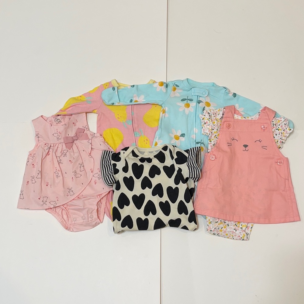 Newborn Clothing Lot of 5 size NB Carter’s/Cat&Jack